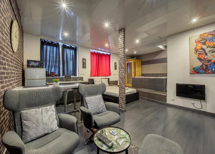 Street Loft With Sauna