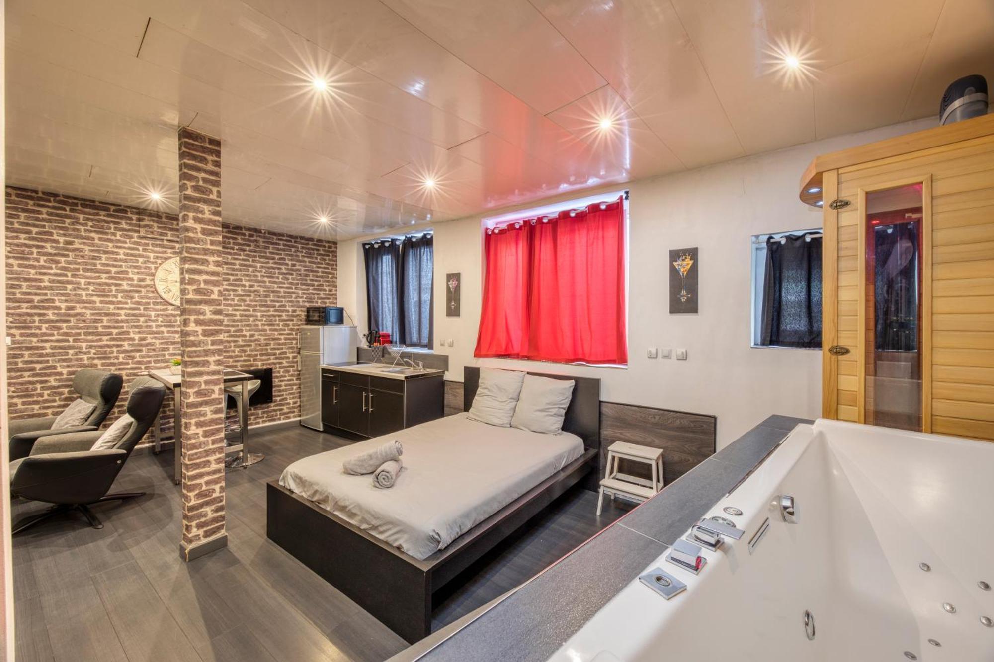 Apartment Street Loft With Sauna