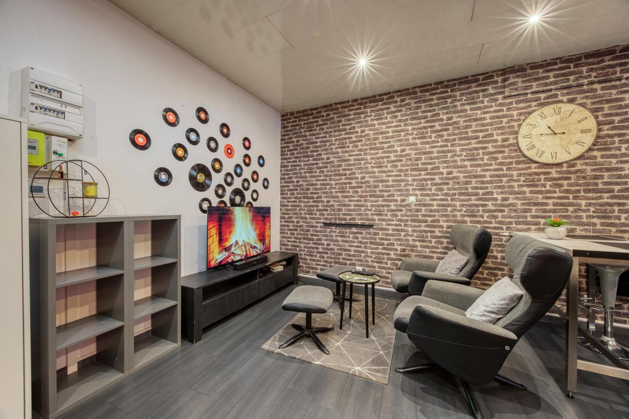 Street Loft With Sauna * Saint-Etienne (Loire)
